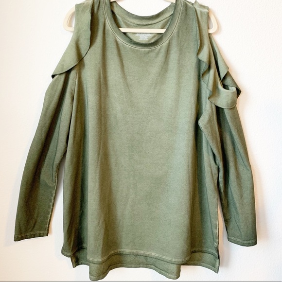 Lane Bryant Tops - NWT Lane Bryant Cold Shoulder Long Sleeve 18/20